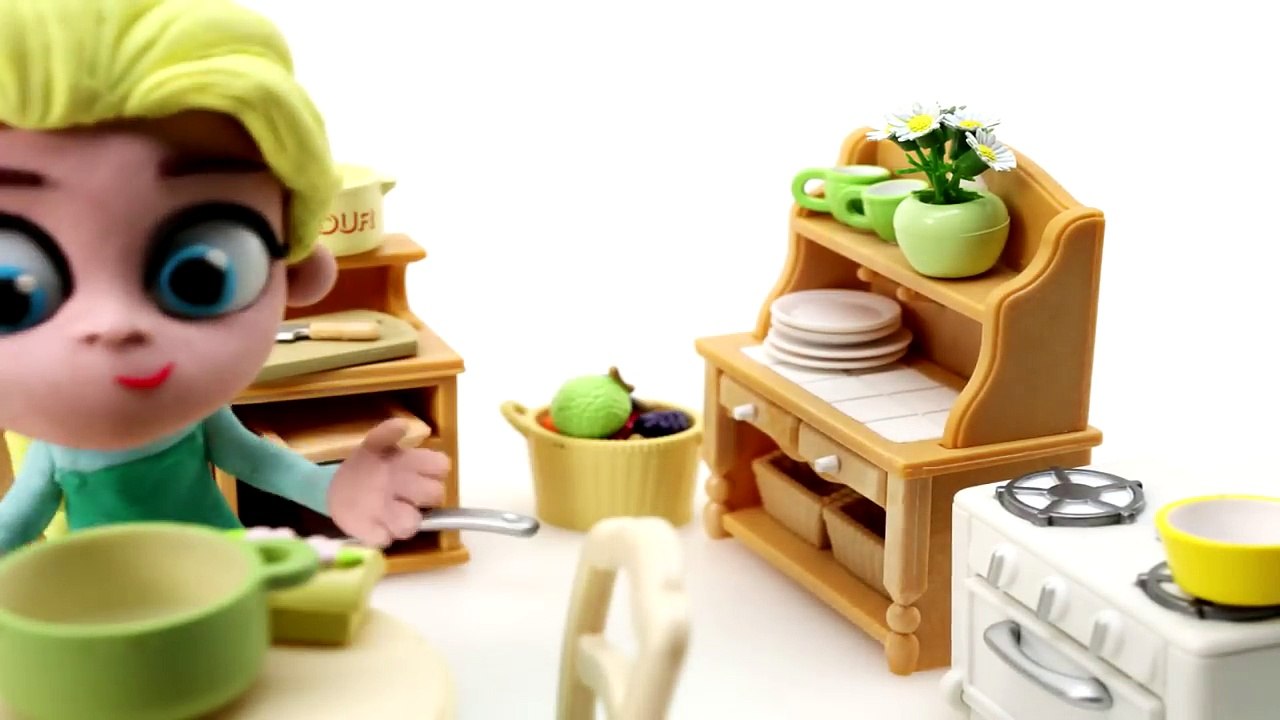 Noche de Peliculas Frozen Animacion  Elsa Horneando Muffins Play Doh Stop Motion