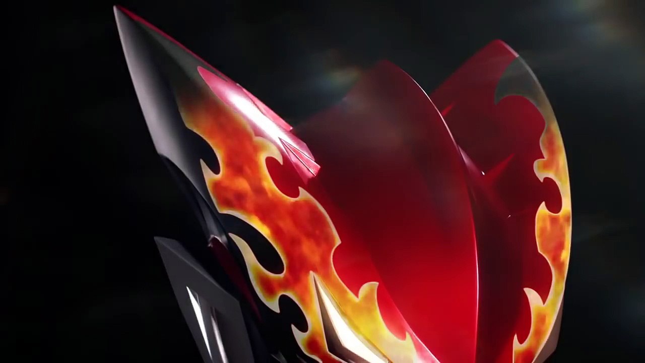 Ultraman R/B Preview