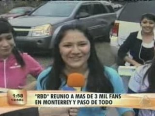 Autograph Signing in Monterrey (Escandalo TV)