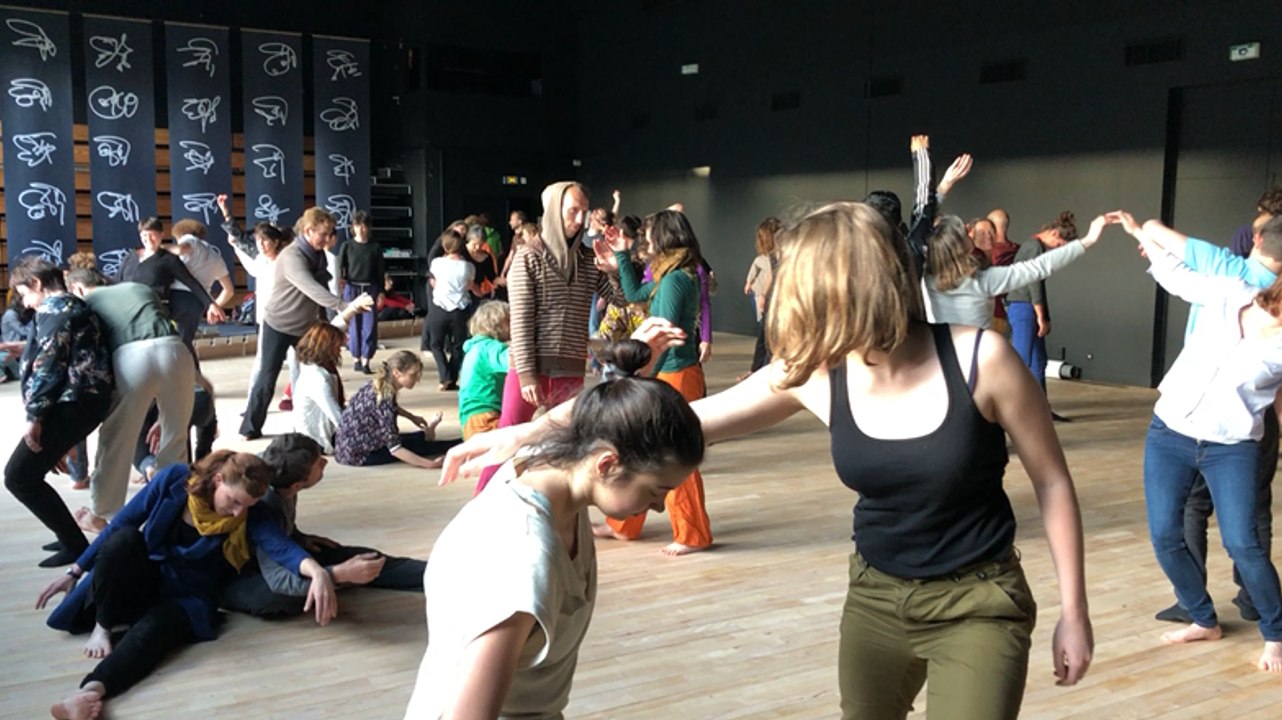 Contact improvisation au Musée de la danse