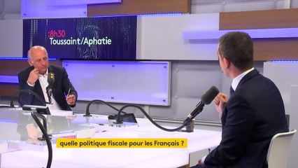 "Les petites taxes vont être supprimées peu à peu", a assuré Gérald Darmanin