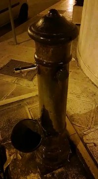 Andria: è possibile dare una controllatina a questa fontana? Grazie.