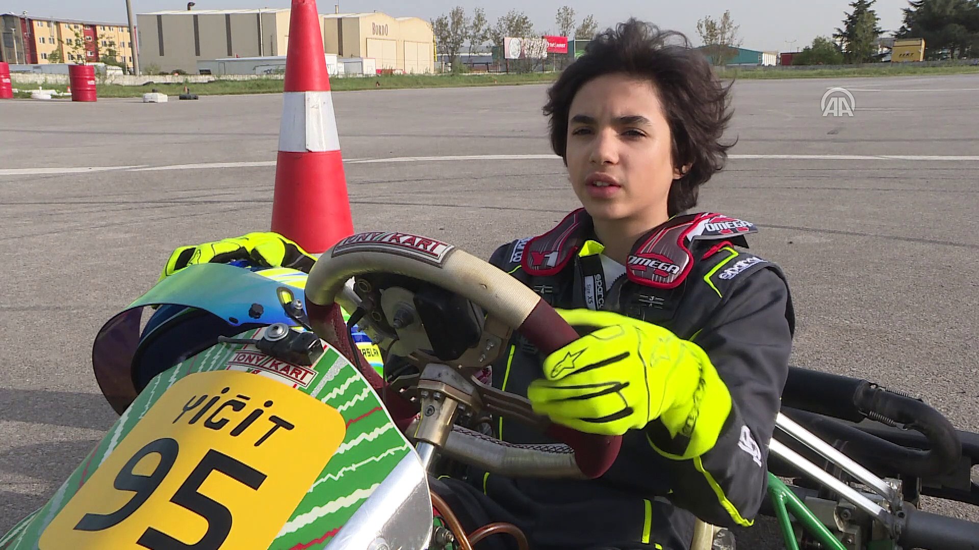 20 Yasimda Formula 1 Pilotu Olmak Istiyorum Istanbul Dailymotion Video