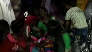 Hindupur Accident Story - Duddakunta Sridhar Reddy (YSRCP) helps the victims.