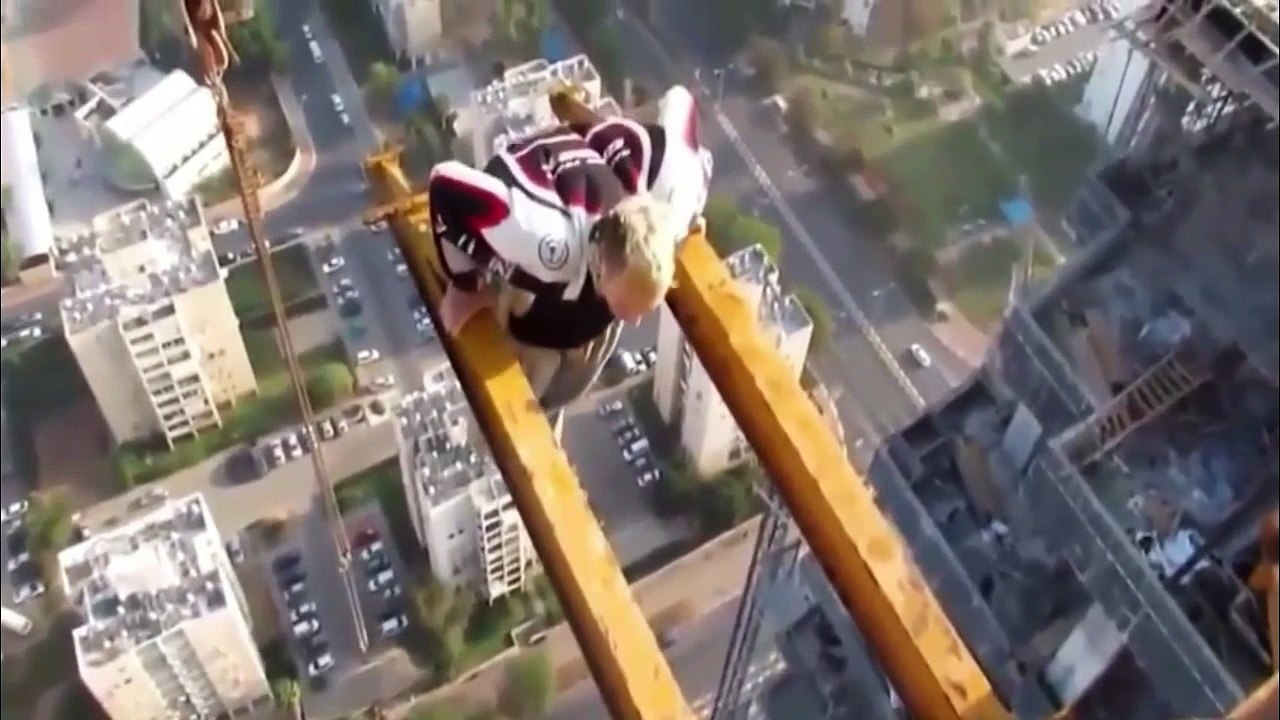 dangerous selfies you never thought to do so