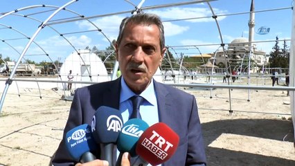 Depremzedelerin çadırları kuruldu