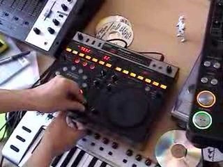 DJmag - James Zabiela DJ Tricks -  03