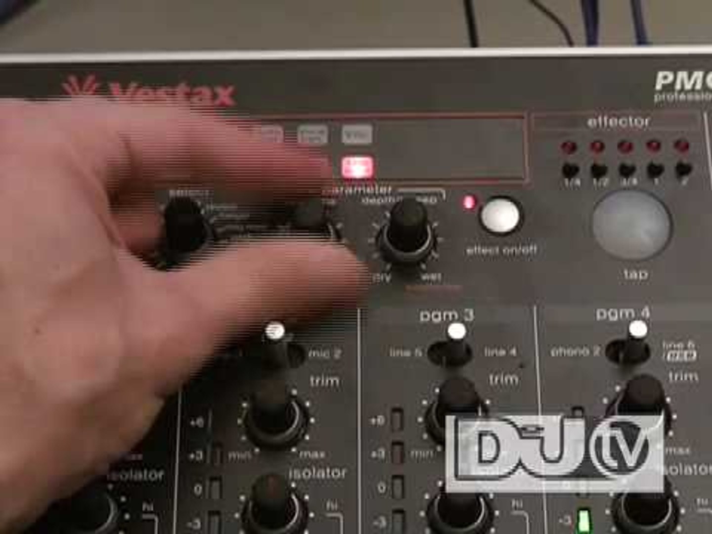 DJmag Vestax PMC 280 DJ Mixer Review - video Dailymotion DJmag Vestax PMC 280 DJ Mixer Review - video Dailymotion