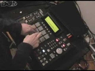 MPC 2500 vs SCRATCHING