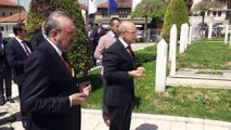 Başbakan Yardımcısı Şimşek, Aliya İzetbegovic'in kabrini ziyaret etti - SARAYBOSNA