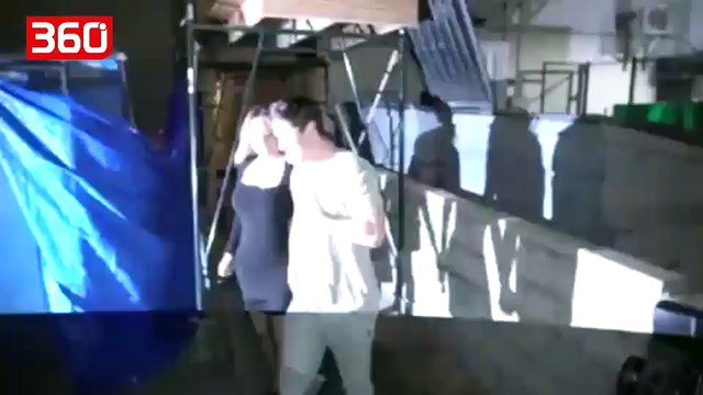 Shfaqet për herë të parë Mariah Carey pas operacionit që bëri për të humbur peshë (360video)