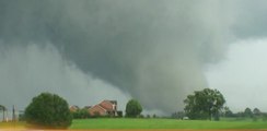 Reed Timmer shares storm chasing videos from the deadly 2011 Super Outbreak