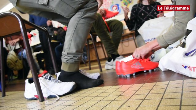 Auray. Des jeunes migrants bien dans leurs pompes