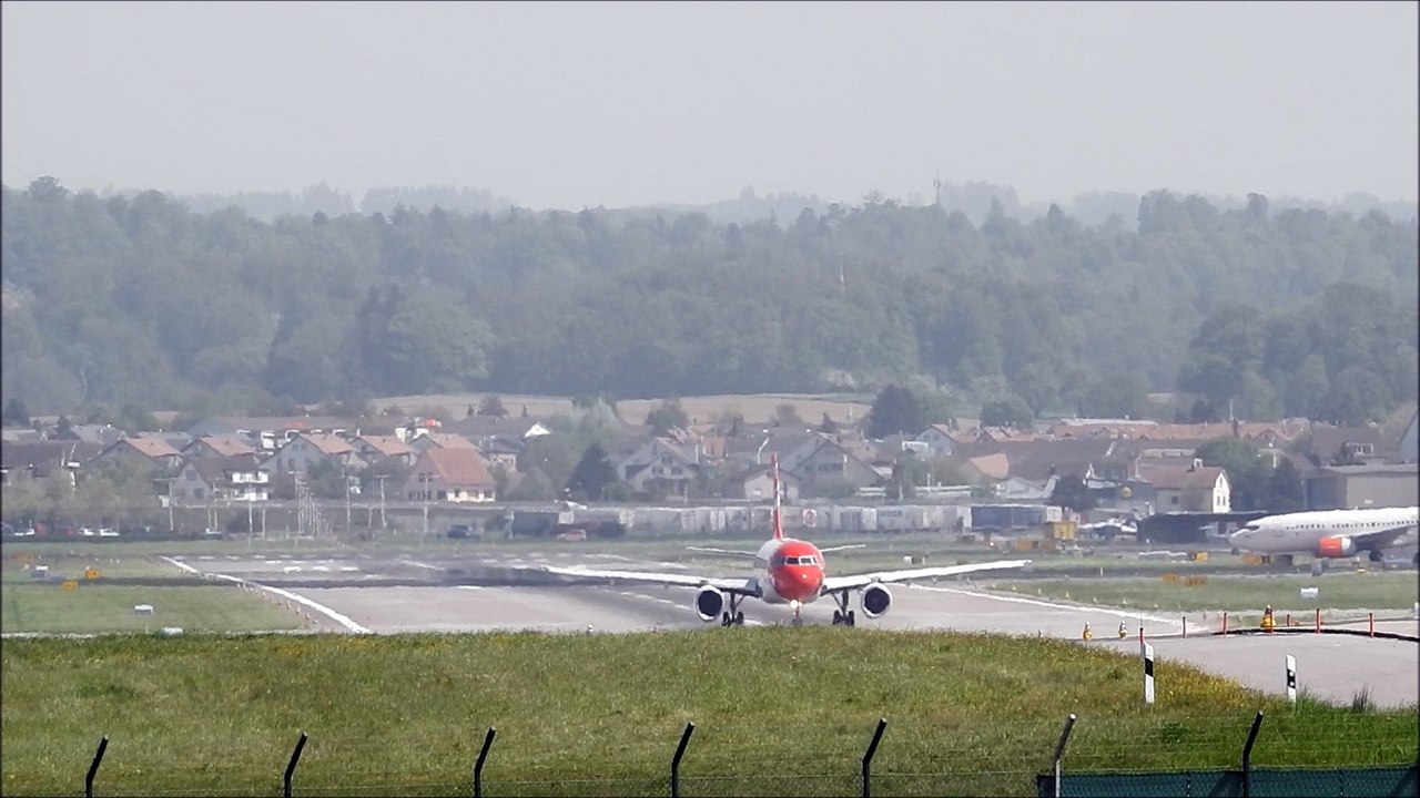 Landung edelweiss Air