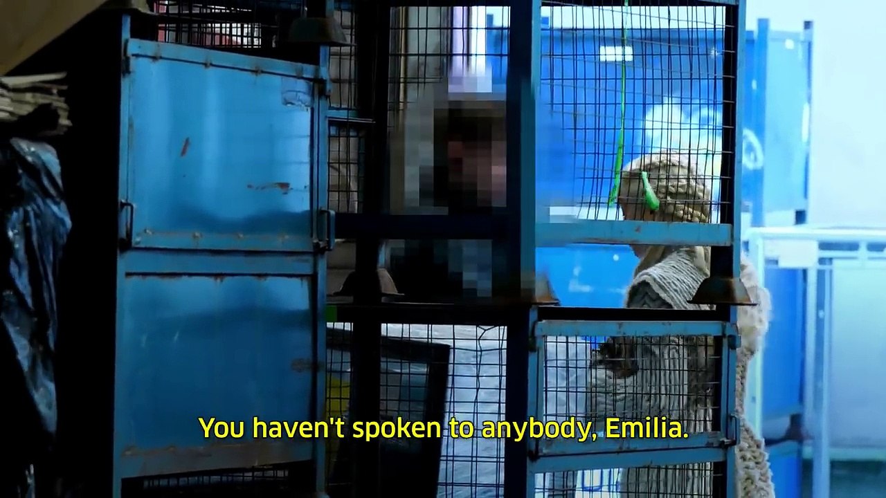 Game of Thrones Set with Emilia Clarke (Daenerys Targaryen) -- Omaze