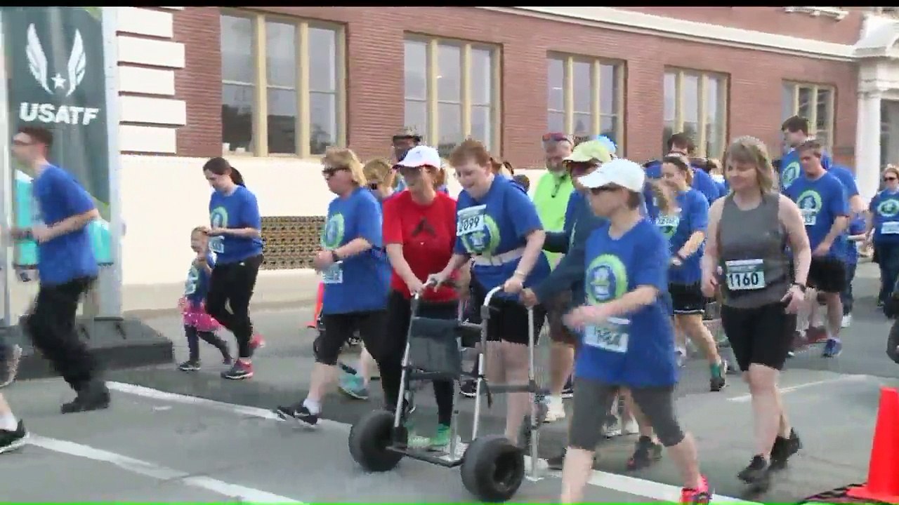 Woman Completes Run After Being Diagnosed with Rare Neurological Condition