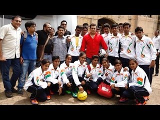 Salman Khan SUPPORTS SLUM SOCCER Team