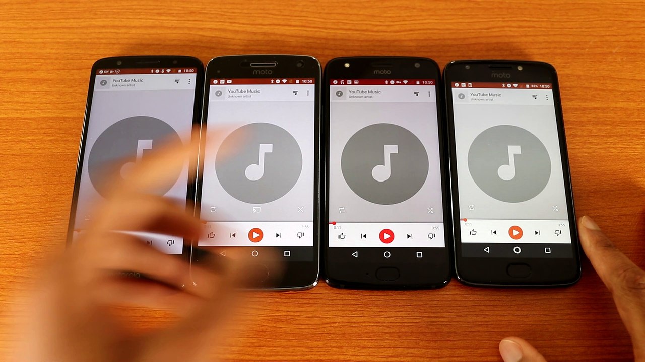 Moto G6 Vs Moto G5 Vs Moto X4 Vs Moto E4