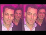Salman Khan Poses With Shahrukh Khan For SELFIE