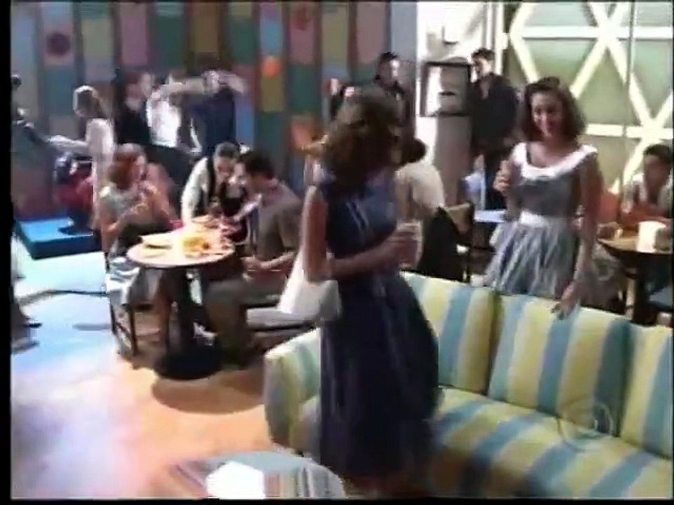 Ciranda de Pedra ( 2008 ) - Capítulo 77