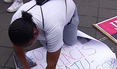 Plantón de familiares de pareja secuestrada y piden reunirse con el presidente Moreno