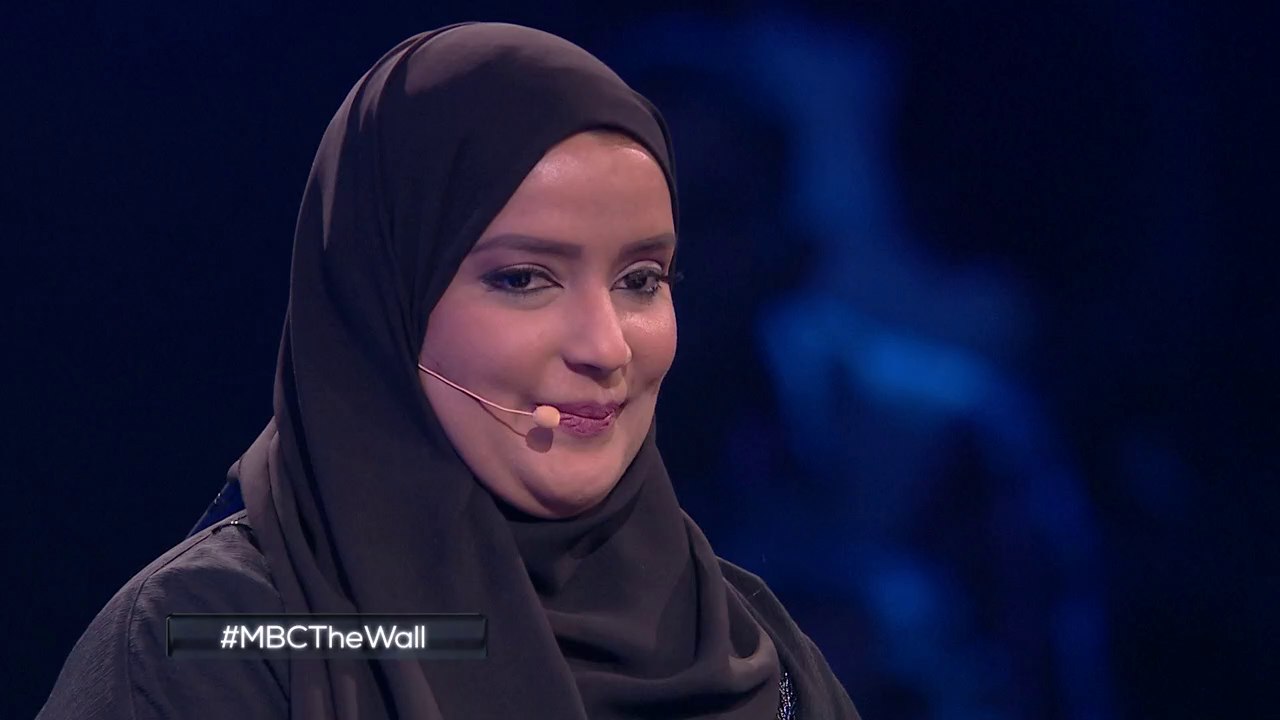 عائشة تصدم خالد في مرحلة العقد