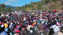 Indígenas reciben televisores a unas horas del apagón analógico en México