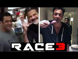 रेस 3 टीम के साथ लाइव चैट के दौरान सलमान खान | स्पलैश फैशंस के 25 साल मनाते समय