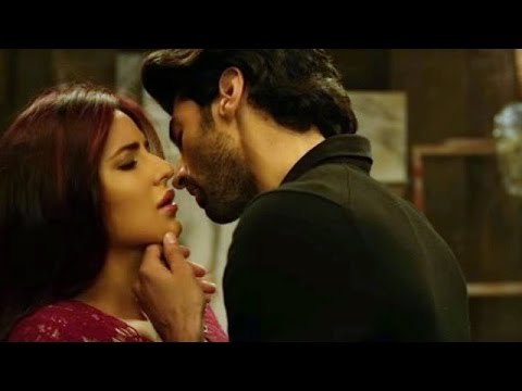 Katrina Kaif & Aditya Roy Kapur’s HOT SCENES From Fitoor Goes VIRAL