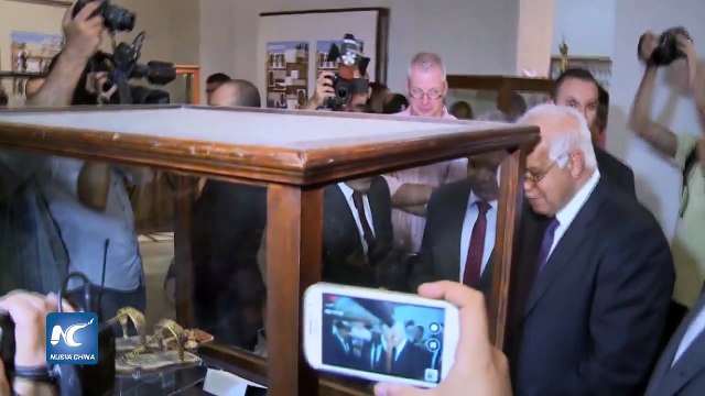 Calzado en el Antiguo Egipto presenta las sandalias de Tutankamón