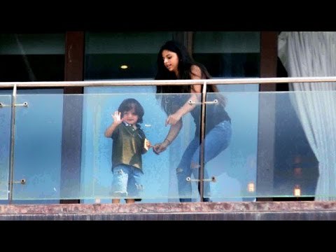 Shahrukh Khan's Daughter Suhana With Abram At Mannat