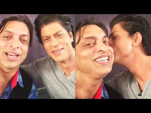 Shahrukh Khan KISSES Pakistan Cricketer Shoaib Akhtar