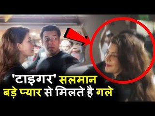 सलमान खान लगे जैकलिन को बड़े प्यार से गले | मुंबई एयरपोर्ट पर