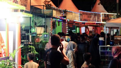 Unik Makanan Ini Berasap Loh...!!!