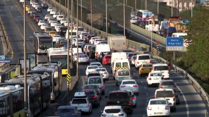 Tatilciler Yine Yollarda