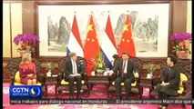 Xi Jinping se reúne con la pareja real holandesa en Beijing