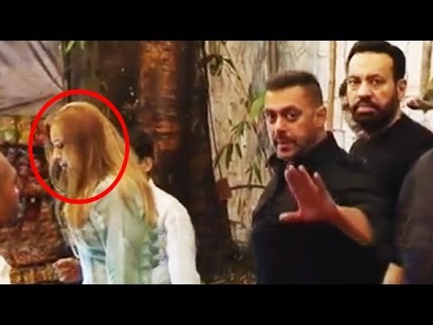 Salman Khan DINES With Iulia Vantur After Baba Siddiqui Iftar Party