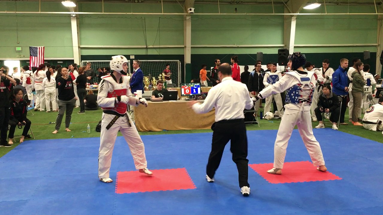 Mark Jongsma vs Cornell