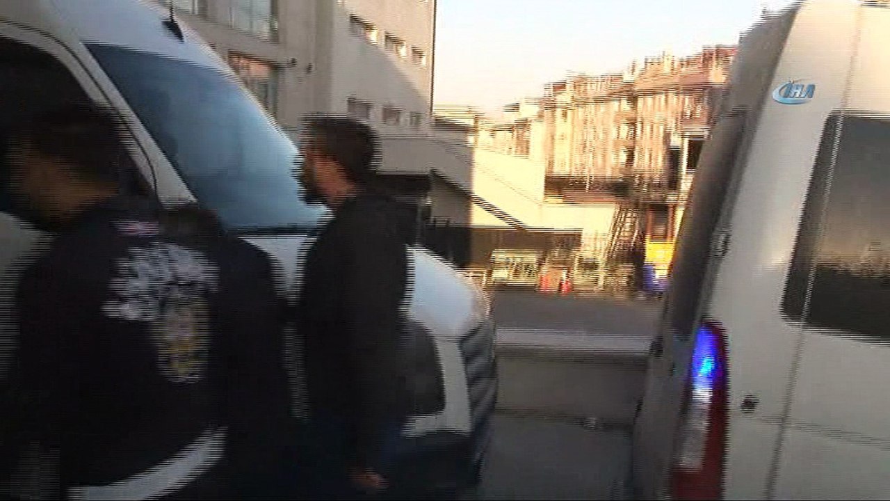 Fenerbahçe-Beşiktaş maçında çıkan olaylara karışan 25 kişi adliyeye sevk edildi