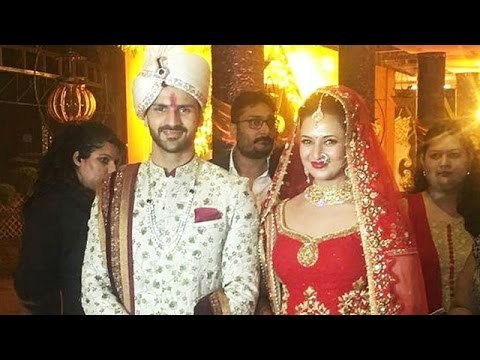 (Inside Pics) Divyanka Tripathi & Vivek Dahiya's WEDDING