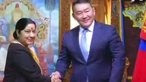 Sushma Swaraj  meets President of Mongolia Battulga Khaltmaa | Oneindia News