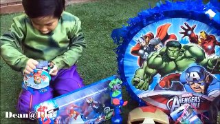 HUGE PINATA AVENGERS Suprise! Ironman Hulk Captain America Thor TOY REVIEW & UNBOXING VIDEO Video