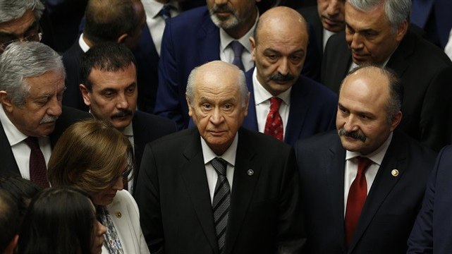 Son Dakika! Bahçeli, Milletvekilliği Adaylığı İçin Başvuru Yaptı! İYİ Parti Esprisi Güldürdü