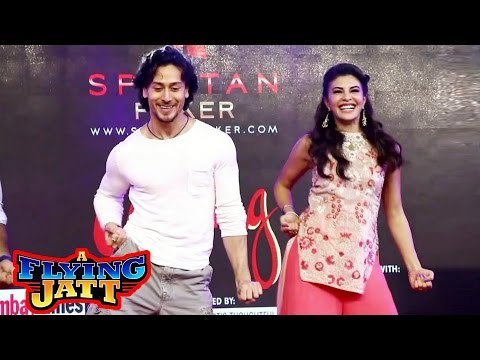 Tiger & Jacqueline Dynamic Performance At Umang Festival 2016 | A Flying Jatt Promotions