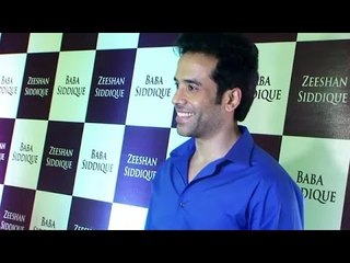 Tusshar Kapoor @ Baba Siddiqui Iftar Party 2016