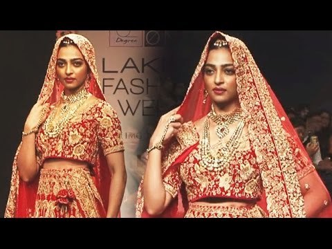 Radhika Apte Walks The Ramp At Lakme Fashion Week 2016