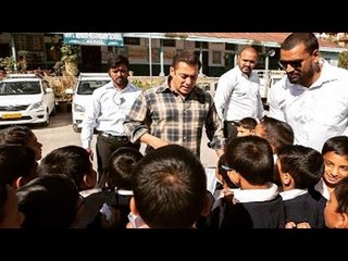 Salman Khan's Bonding With Kids On Sets Of Tubelight in Manali