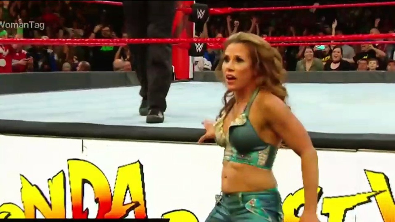 Ronda Rousey locks Mickie James in an armbar during the main event: Raw, April 23, 2018