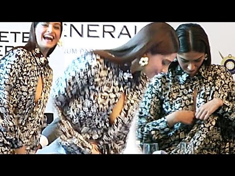 Sonam Kapoor's NIP SLIP In Public SHOCKING Wardrobe Malfunction