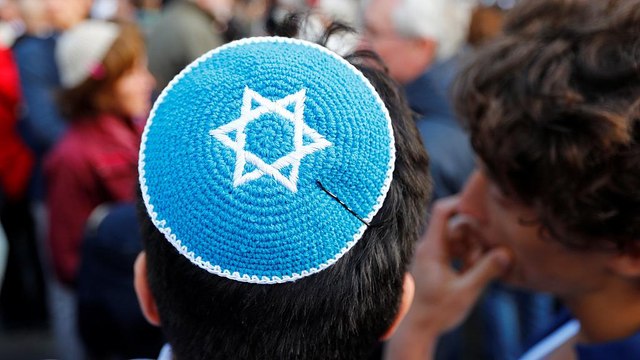 Solidarité envers les juifs : Berlin porte la kippa